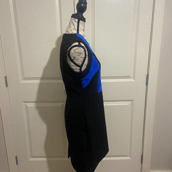 Blue and black fitted calvin klein dress - Picture 5 of 5